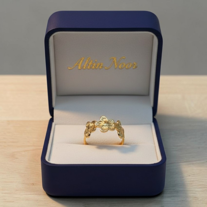 Triple Flower Ring